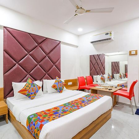 Fabhotel Crystal I - Gandhinagar Zewnętrze zdjęcie